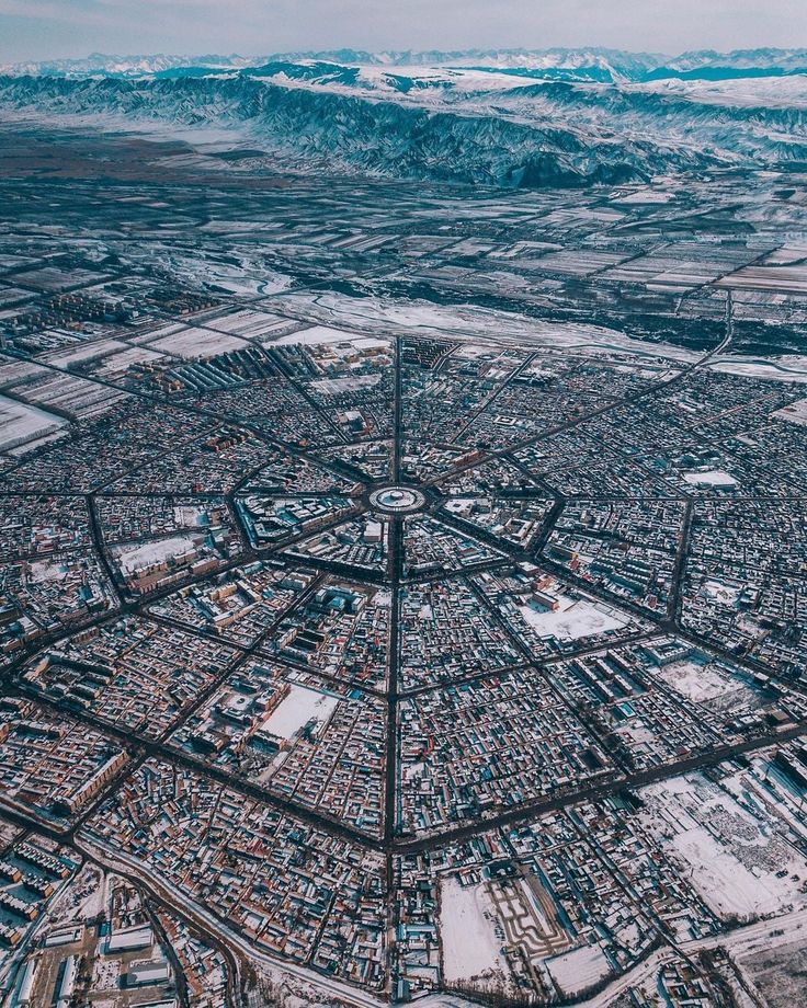 Tekes, Xinjiang